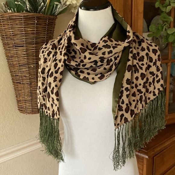 Liz Claiborne 100% Silk Animal Print Scarf - Picture 1 of 7